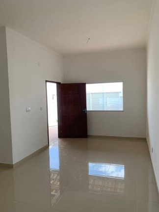 Imagem Casa com 2 Quartos à Venda, em Parque Ipê - Feira De Santana Imagem Casa com 2 Quartos à Venda, em Parque Ipê - Feira De Santana