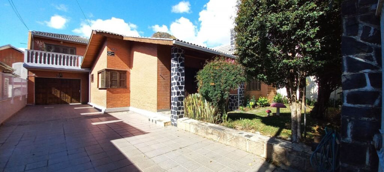 Imagem Casa com 5 Quartos à Venda, 298 m² em Rebouças - Curitiba