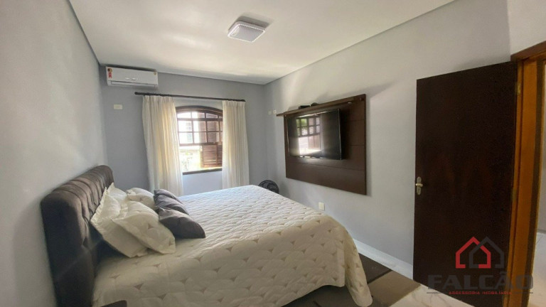 Imagem Sobrado com 3 Quartos à Venda, 210 m² em Boqueirão - Santos Imagem Sobrado com 3 Quartos à Venda, 210 m² em Boqueirão - Santos