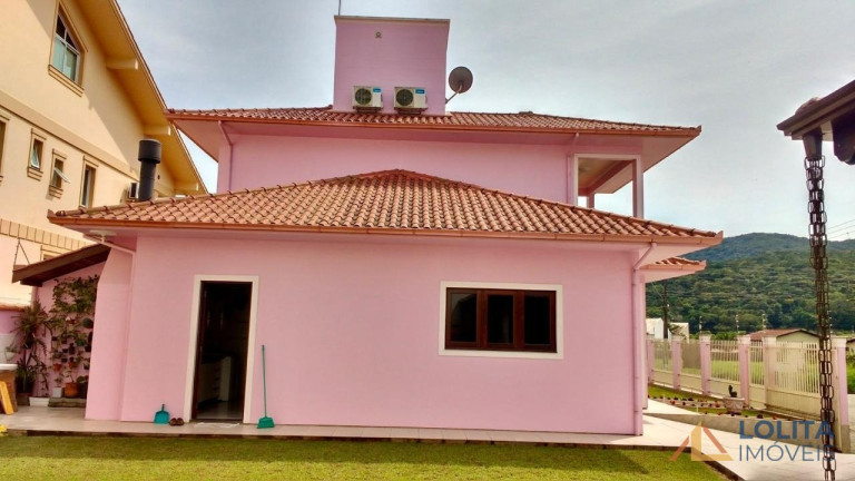 Imagem Casa com 3 Quartos à Venda, 144 m² em Centro - Santo Amaro Da Imperatriz Imagem Casa com 3 Quartos à Venda, 144 m² em Centro - Santo Amaro Da Imperatriz
