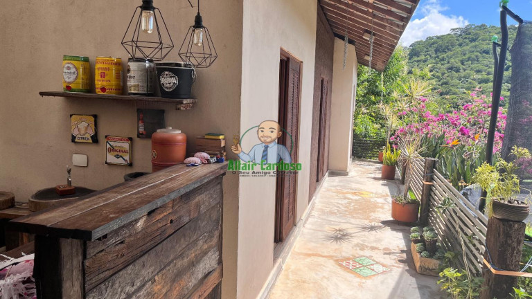 Imagem Casa de Condomínio com 3 Quartos à Venda, 228 m² em Centro - Jambeiro