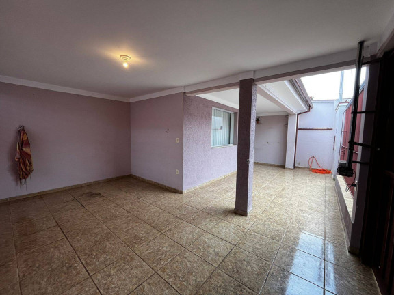 Imagem Casa com 4 Quartos à Venda, 242 m² em Centro - Botucatu Imagem Casa com 4 Quartos à Venda, 242 m² em Centro - Botucatu