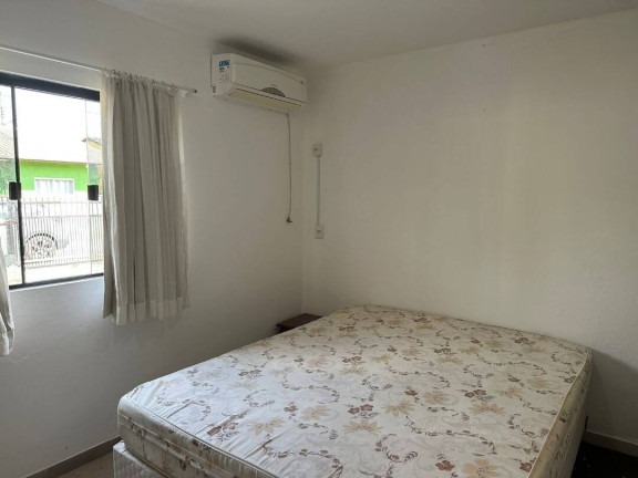 Imagem Casa com 5 Quartos à Venda, 220 m² em Centro - Balneário Barra Do Sul