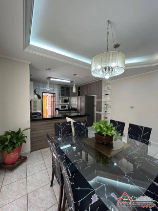 Imagem Casa com 4 Quartos à Venda, 220 m² em Jardim Santa Maria - Jacareí Imagem Casa com 4 Quartos à Venda, 220 m² em Jardim Santa Maria - Jacareí