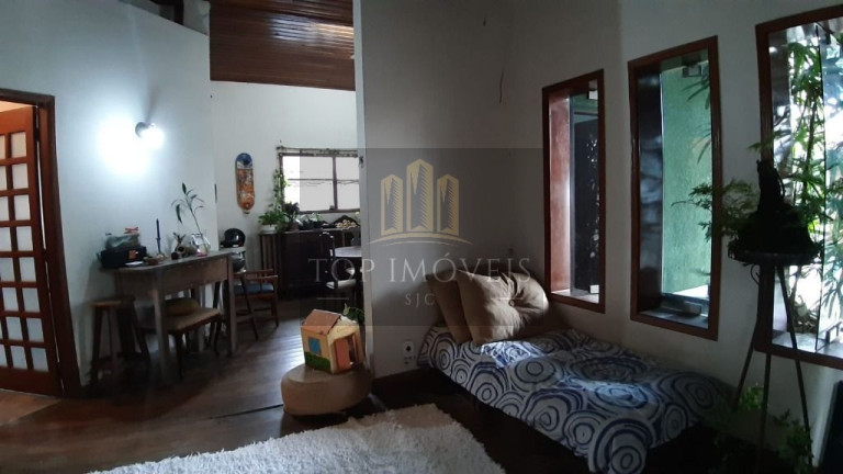 Casa com 3 Quartos à Venda, 250 m² em Cidade Jardim - Jacareí