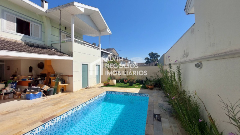 Imagem Sobrado com 5 Quartos à Venda, 314 m² em Urbanova - São José Dos Campos