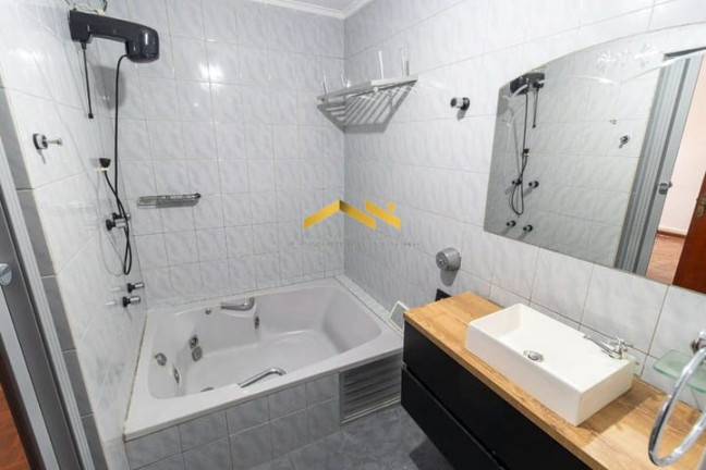 Imagem Casa com 4 Quartos à Venda, 190 m² em Mirandópolis - São Paulo
