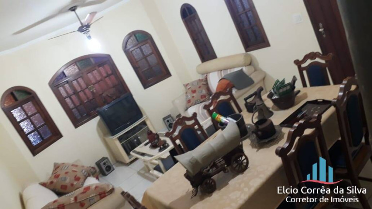 Imagem Casa com 5 Quartos para Alugar, 300 m² em Centro - Avaré