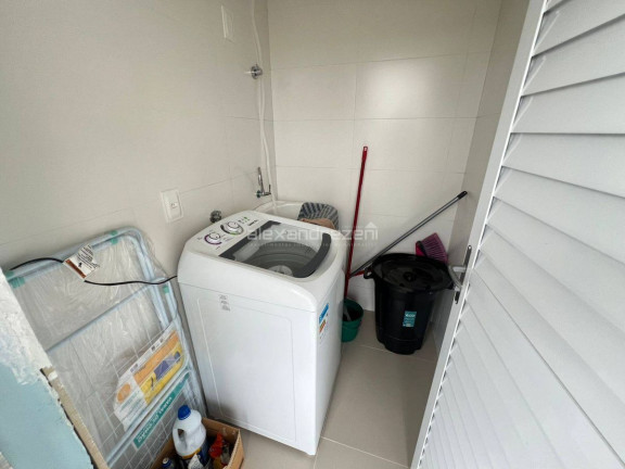 Imagem Apartamento com 3 Quartos para Temporada, 94 m² em Bombas - Bombinhas Imagem Apartamento com 3 Quartos para Temporada, 94 m² em Bombas - Bombinhas
