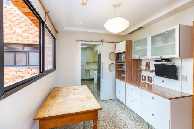 Imagem Apartamento com 3 Quartos à Venda, 219 m² em Moema - São Paulo