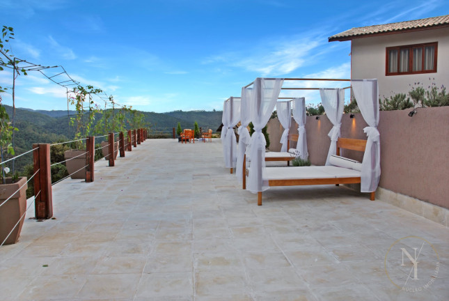 Imagem Casa com 4 Quartos à Venda, 910 m² em Centro - Campos Do Jordão Imagem Casa com 4 Quartos à Venda, 910 m² em Centro - Campos Do Jordão