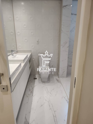 Apartamento com 3 Quartos à Venda, 215 m² em Boqueirão - Santos
