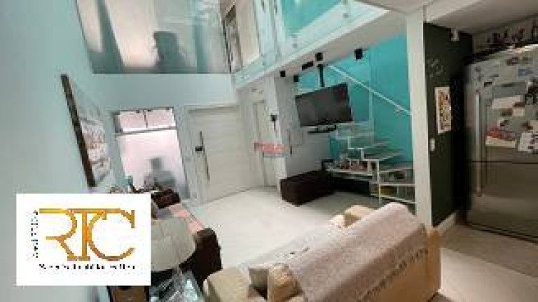 Imagem Casa com 2 Quartos à Venda, 166 m² em Vila Sofia - São Paulo