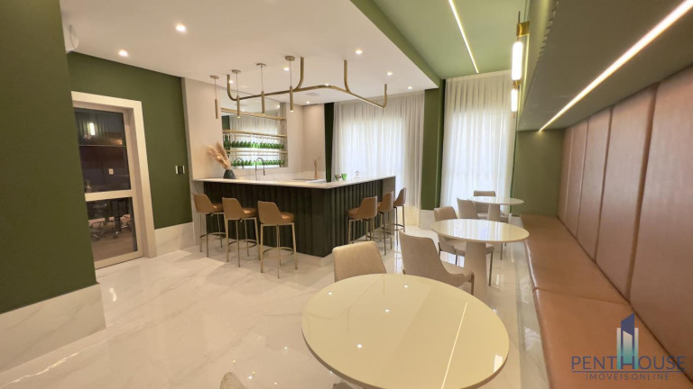 Imagem Apartamento com 2 Quartos à Venda, 62 m² em Tabuleiro - Camboriú