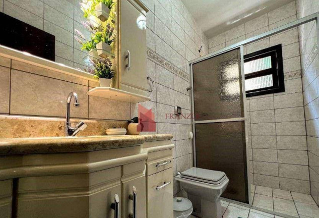 Imagem Casa com 3 Quartos à Venda, 252 m² em Fazenda - Itajaí