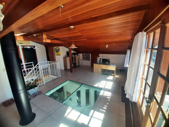 Imagem Casa com 6 Quartos à Venda, 391 m² em Carvoeira - Florianópolis