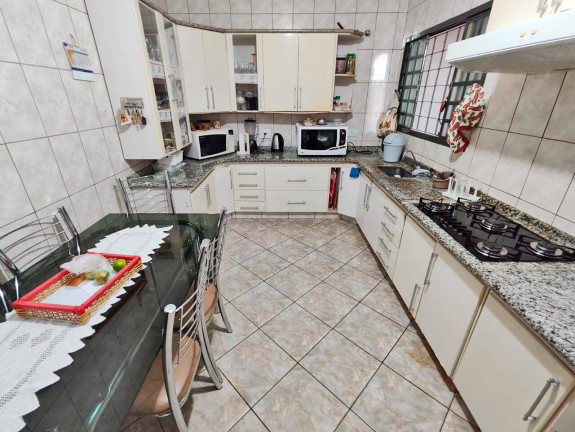 Imagem Casa com 3 Quartos à Venda, 225 m² em Conjunto Padre Bernardo Merckel - Arapongas Imagem Casa com 3 Quartos à Venda, 225 m² em Conjunto Padre Bernardo Merckel - Arapongas