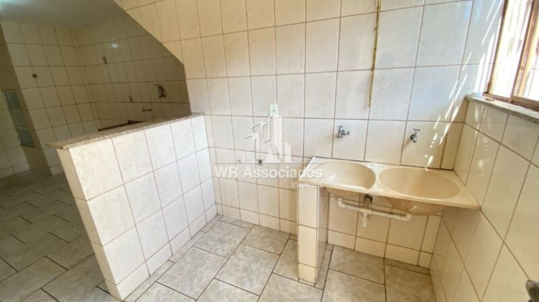 Imagem Apartamento com 2 Quartos à Venda, 75 m²