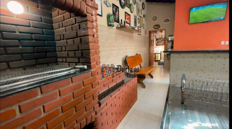Imagem Sobrado com 4 Quartos à Venda, 246 m² em Jardim Aruan - Caraguatatuba Imagem Sobrado com 4 Quartos à Venda, 246 m² em Jardim Aruan - Caraguatatuba