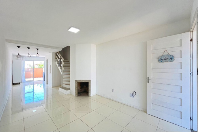 Casa com 2 Quartos à Venda, 88 m² em Hípica - Porto Alegre