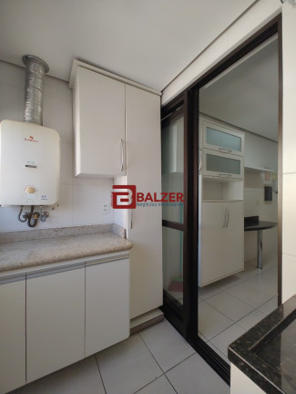 Imagem Apartamento com 3 Quartos à Venda, 125 m² em Centro - Florianópolis Imagem Apartamento com 3 Quartos à Venda, 125 m² em Centro - Florianópolis