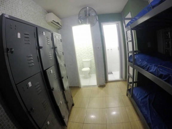 Imagem Casa com 10 Quartos para Alugar, 300 m² em Copacabana - Rio De Janeiro