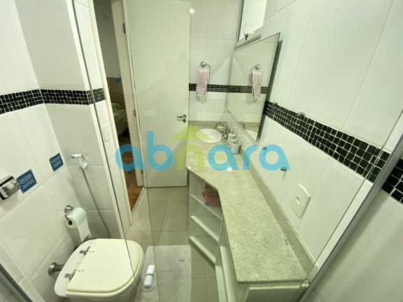 Imagem Apartamento com 3 Quartos à Venda, 100 m² em Copacabana - Rio De Janeiro