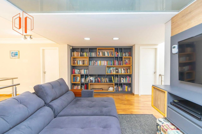 Imagem Casa com 5 Quartos à Venda, 370 m² em Ahú - Curitiba