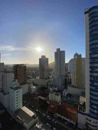 Imagem Apartamento com 3 Quartos à Venda, 131 m² em Centro - Balneário Camboriú Imagem Apartamento com 3 Quartos à Venda, 131 m² em Centro - Balneário Camboriú