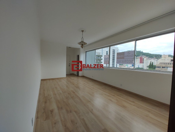 Apartamento com 4 Quartos à Venda, 199 m² em Centro - Florianópolis