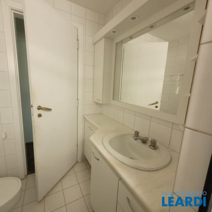 Imagem Apartamento com 3 Quartos para Alugar, 101 m² em Vila Bastos - Santo André Imagem Apartamento com 3 Quartos para Alugar, 101 m² em Vila Bastos - Santo André