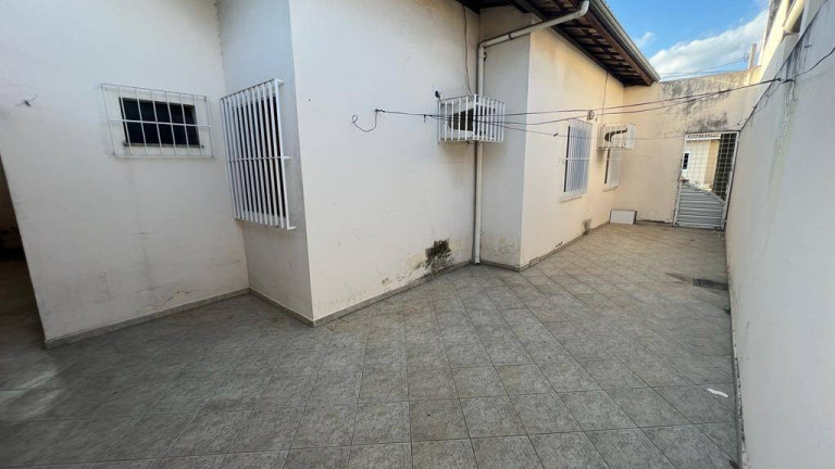 Imagem Casa com 3 Quartos à Venda, 220 m² em Cidade Nova - Feira De Santana Imagem Casa com 3 Quartos à Venda, 220 m² em Cidade Nova - Feira De Santana