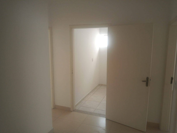 Imagem Casa com 3 Quartos para Alugar, 190 m² em Jardim Nasralla - Bauru