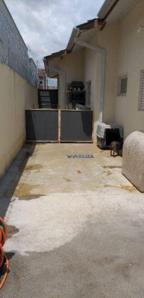 Imagem Casa com 2 Quartos à Venda, 74 m² em Nova Cerejeira - Atibaia