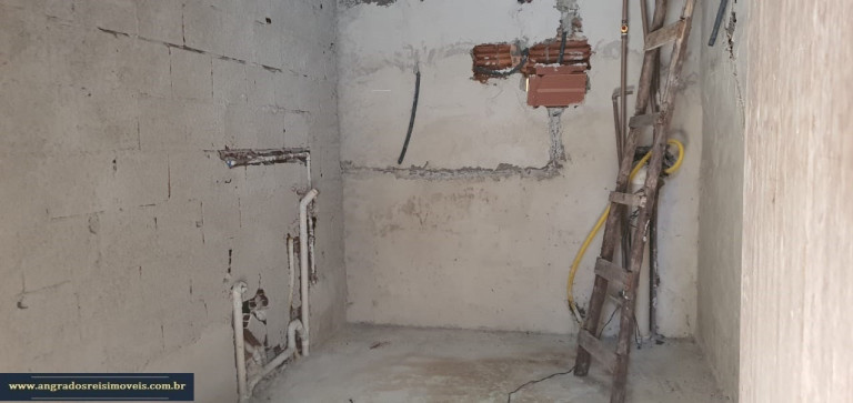 Imagem Casa com 1 Quarto à Venda, 65 m² em Coroa Grande - Itaguaí Imagem Casa com 1 Quarto à Venda, 65 m² em Coroa Grande - Itaguaí