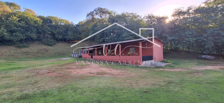 Imagem Imóvel com 2 Quartos à Venda, 4.305 m² em Jardim Camargo (canguera) - São Roque