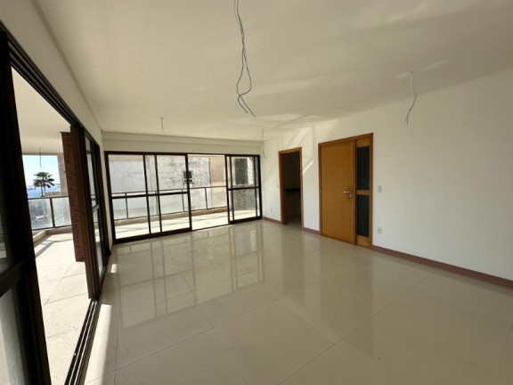Imagem Imóvel com 4 Quartos à Venda, 193 m² em Barra - Salvador Imagem Imóvel com 4 Quartos à Venda, 193 m² em Barra - Salvador