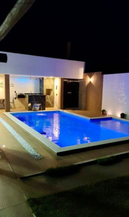 Imagem Casa com 3 Quartos à Venda, 400 m² em Barra Do Jacuípe - Camaçari Imagem Casa com 3 Quartos à Venda, 400 m² em Barra Do Jacuípe - Camaçari