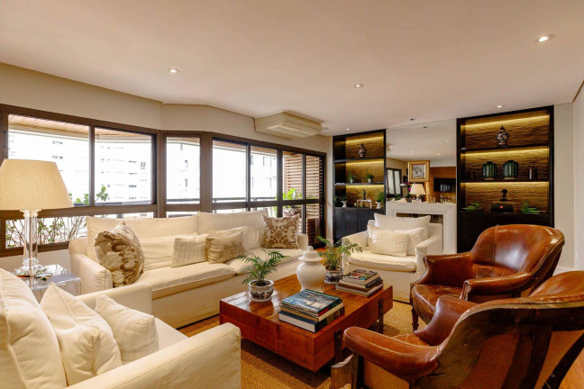 Imagem Apartamento com 2 Quartos à Venda, 195 m² em Itaim Bibi - São Paulo