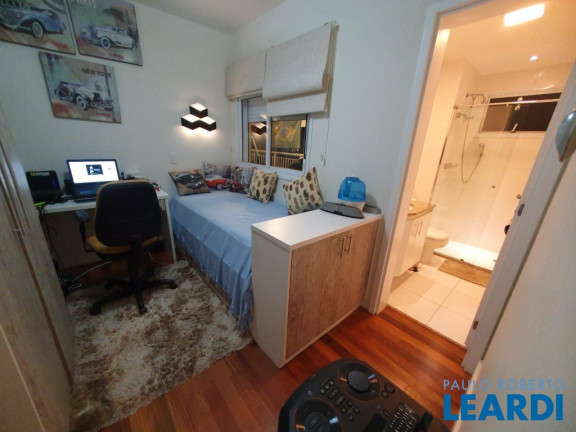 Imagem Apartamento com 4 Quartos à Venda, 242 m² em Santo Antônio - São Caetano Do Sul