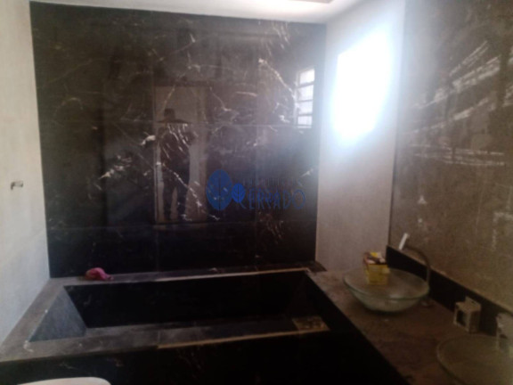 Casa com 3 Quartos à Venda, 140 m² em Lourdes - Anápolis