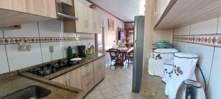 Imagem Sobrado com 5 Quartos à Venda, 240 m² em Sereia Do Mar - Arroio Do Sal Imagem Sobrado com 5 Quartos à Venda, 240 m² em Sereia Do Mar - Arroio Do Sal