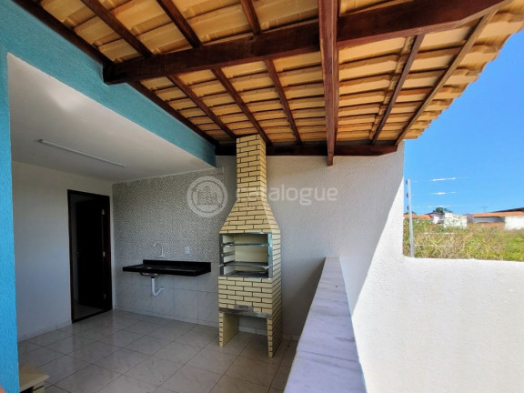 Imagem Casa com 3 Quartos à Venda, 225 m² em Nova Esperança - Parnamirim