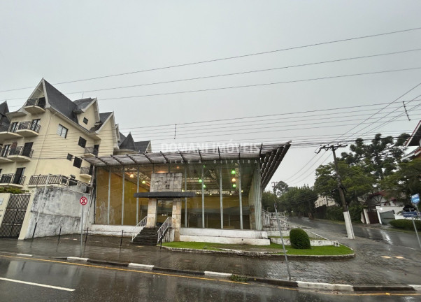 Imagem Imóvel à Venda, 787 m² em Região De Capivari - Campos Do Jordão Imagem Imóvel à Venda, 787 m² em Região De Capivari - Campos Do Jordão