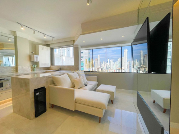 Apartamento com 2 Quartos à Venda, 78 m² em Centro - Balneário Camboriú
