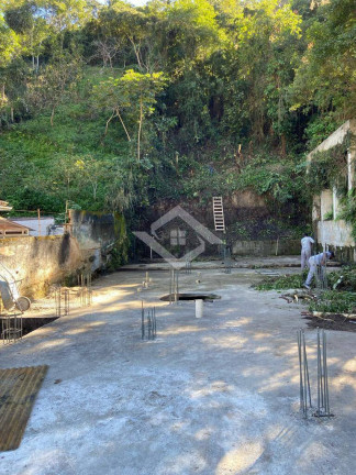 Imagem Terreno à Venda, 750 m² em Santa Rosa - Niterói Imagem Terreno à Venda, 750 m² em Santa Rosa - Niterói
