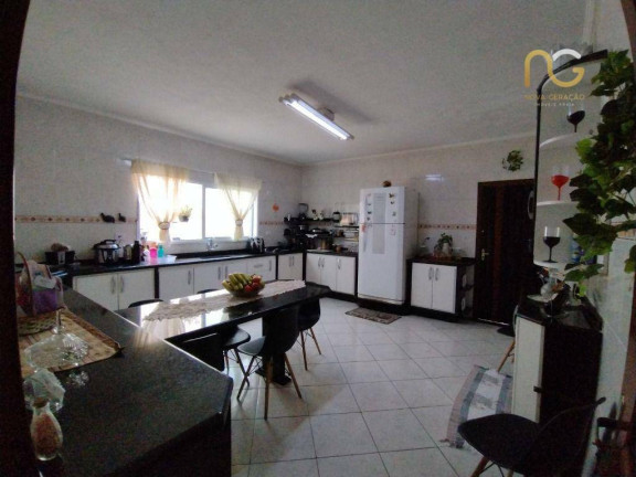 Imagem Sobrado com 3 Quartos à Venda, 131 m² em Boqueirão - Praia Grande