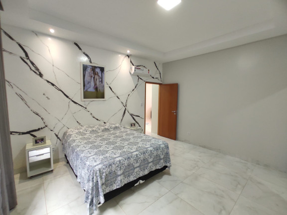 Imagem Imóvel com
3 Quartos à Venda, 264 m² em
Jardim Marista -
Trindade Imagem Imóvel com
3 Quartos à Venda, 264 m² em
Jardim Marista -
Trindade