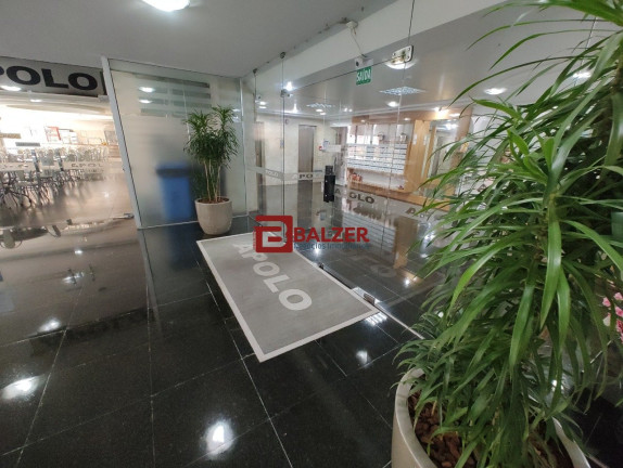 Sala Comercial à Venda, 36 m² em Centro - Florianópolis