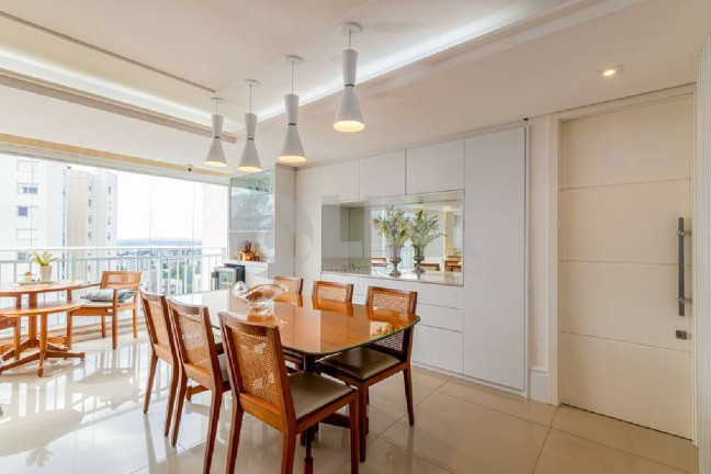 Imagem Apartamento com 3 Quartos à Venda, 125 m² em Jardim Europa - Porto Alegre Imagem Apartamento com 3 Quartos à Venda, 125 m² em Jardim Europa - Porto Alegre